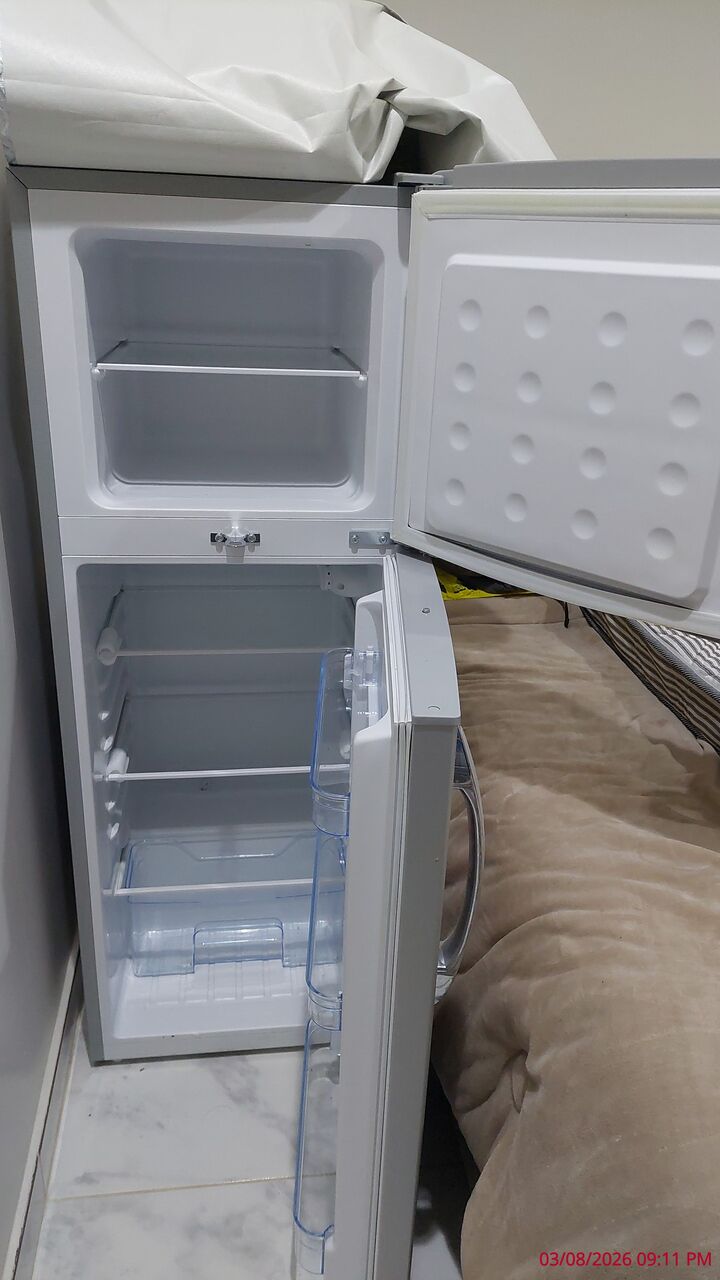 Riyadh, Appliances, SAR 650,  Geepas Fridge 132 Litter