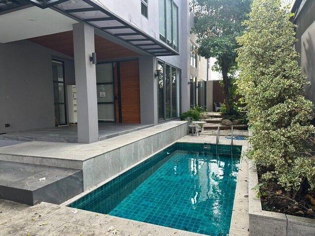 Bangkok, Real Estate For Sale, THB 49000000,  5 BR,  102 Sq. Feet,  Large 3-story Luxury Detached House For Sale, Modern Style, Sukhumvit 71, Pridi Banomyong