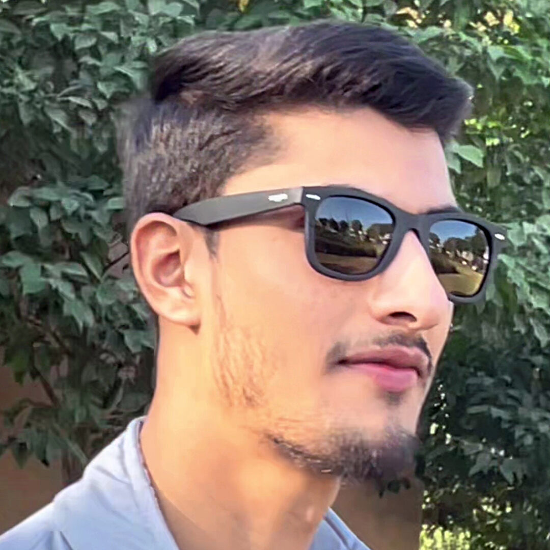 Mumbai, Fashion & Design, Black Wayfarer Sunglasses Collection