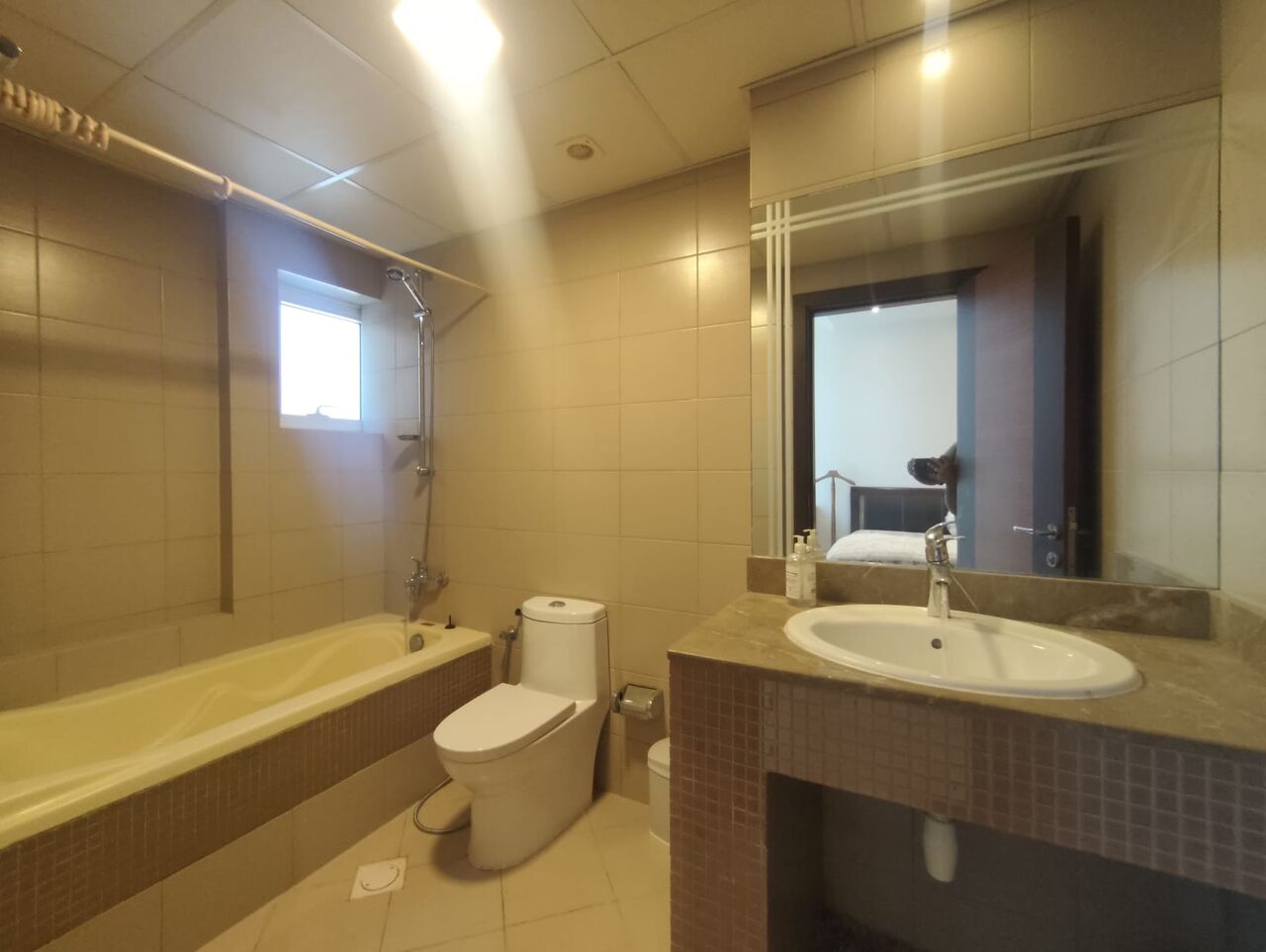 Kabul, Housing Exchanges, AFN 450/year,  2 BR,  Amazing Offer 2 Bhk At Juffair Just 450