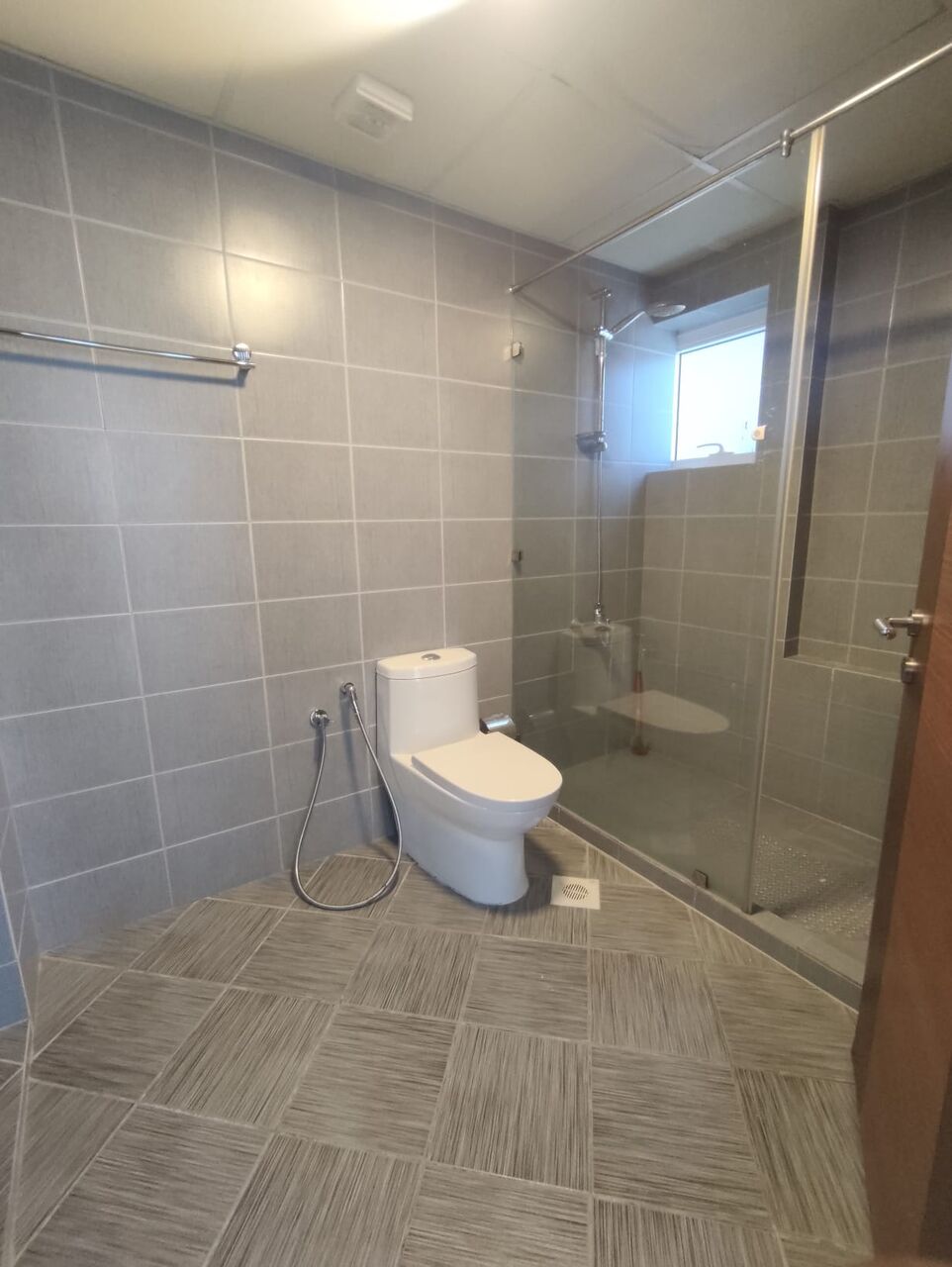 Kabul, Housing Exchanges, AFN 450/year,  2 BR,  Amazing Offer 2 Bhk At Juffair Just 450