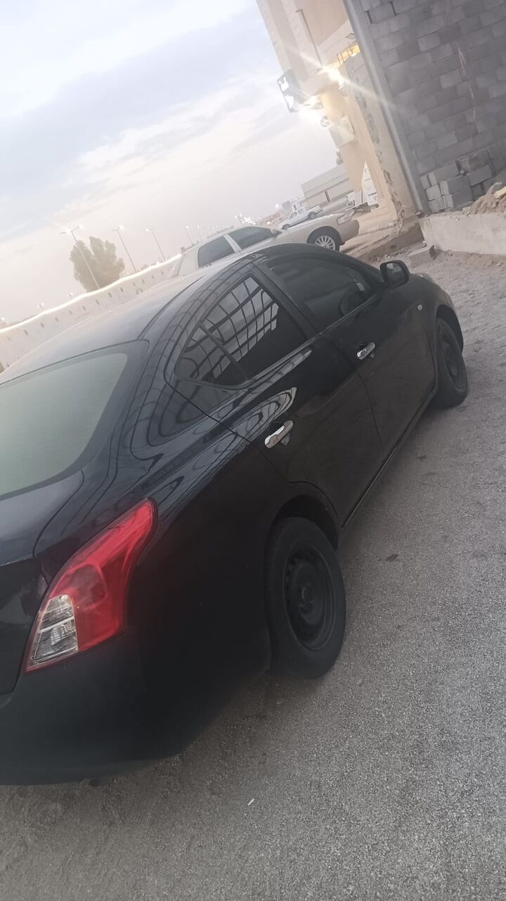 Al Duwadimi, Vehicles, Cars & Trucks , SAR 14000,  Nissan Sunny,  2013,  Automatic,  370000 KM,    For Sale