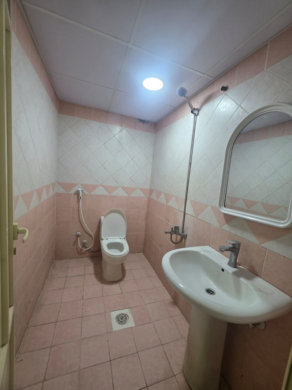 Khobar, Apartments, Flats, Houses & Villas, SAR 20000/year,  3 BR,  3  Bedrooms, A Living Room 2 Bathrooms,a Kitchen, Fast Floor Apartment Elevator Not Availa