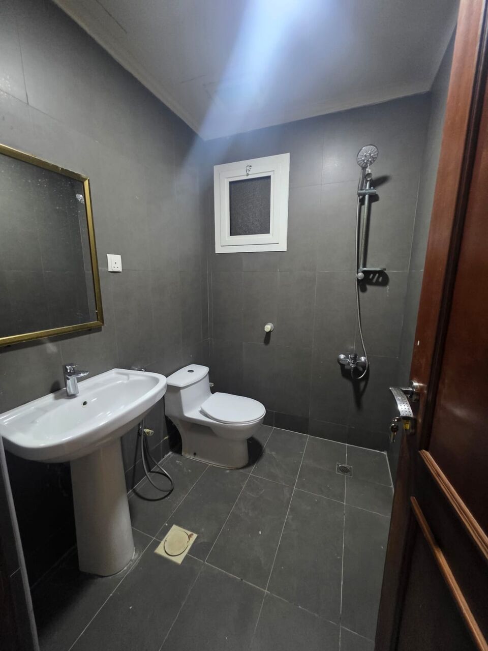 Khobar, Apartments, Flats, Houses & Villas, SAR 31000/year,  3 BR,  Consists Of:- 3 Bedrooms, A Living Room,3 Bathrooms, And A Kitchen, Fast  Floor,elevator ,