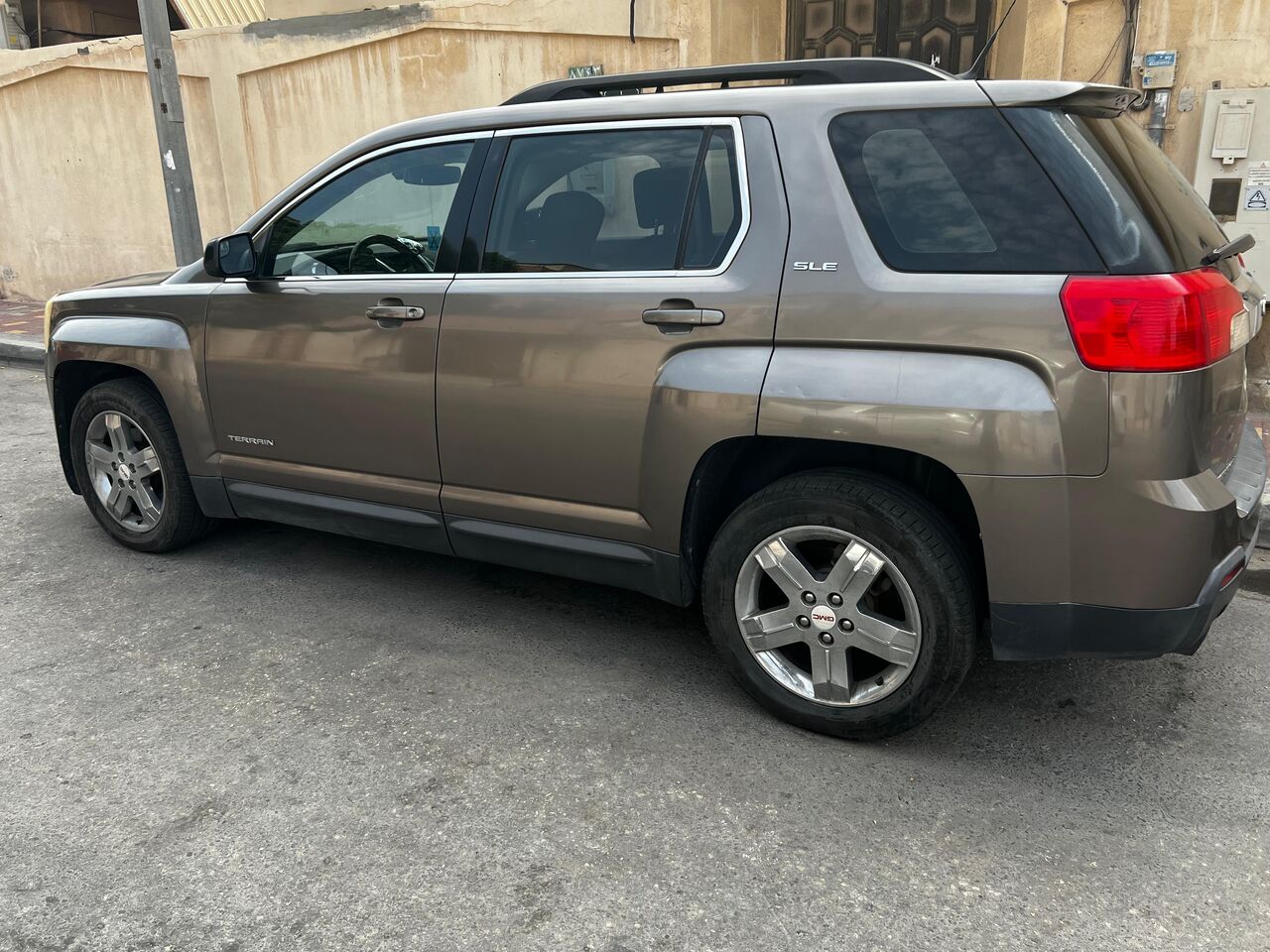 Al Jubail Al Balad, Vehicles, Cars & Trucks , SAR 9500,  2012,  2012,  Automatic,  350000 KM,  CAR FOR SALE GMC TERRAIN (ENGINE NEED MAINTENENEC)