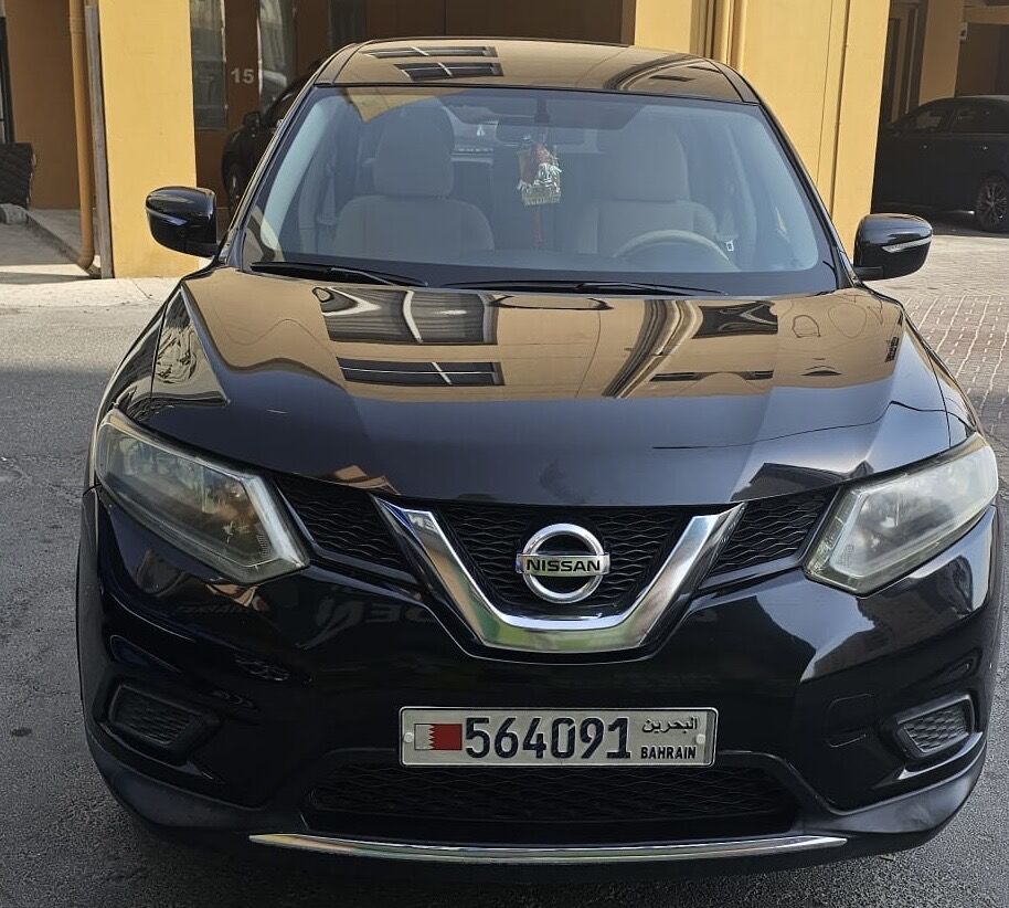 Mahooz, Vehicles, Cars & Trucks , BHD 3200,  Nissan Xtrail,  2015,  Automatic,  146000 KM,  FOR SALE:  Nissan X-Trail (Black)
