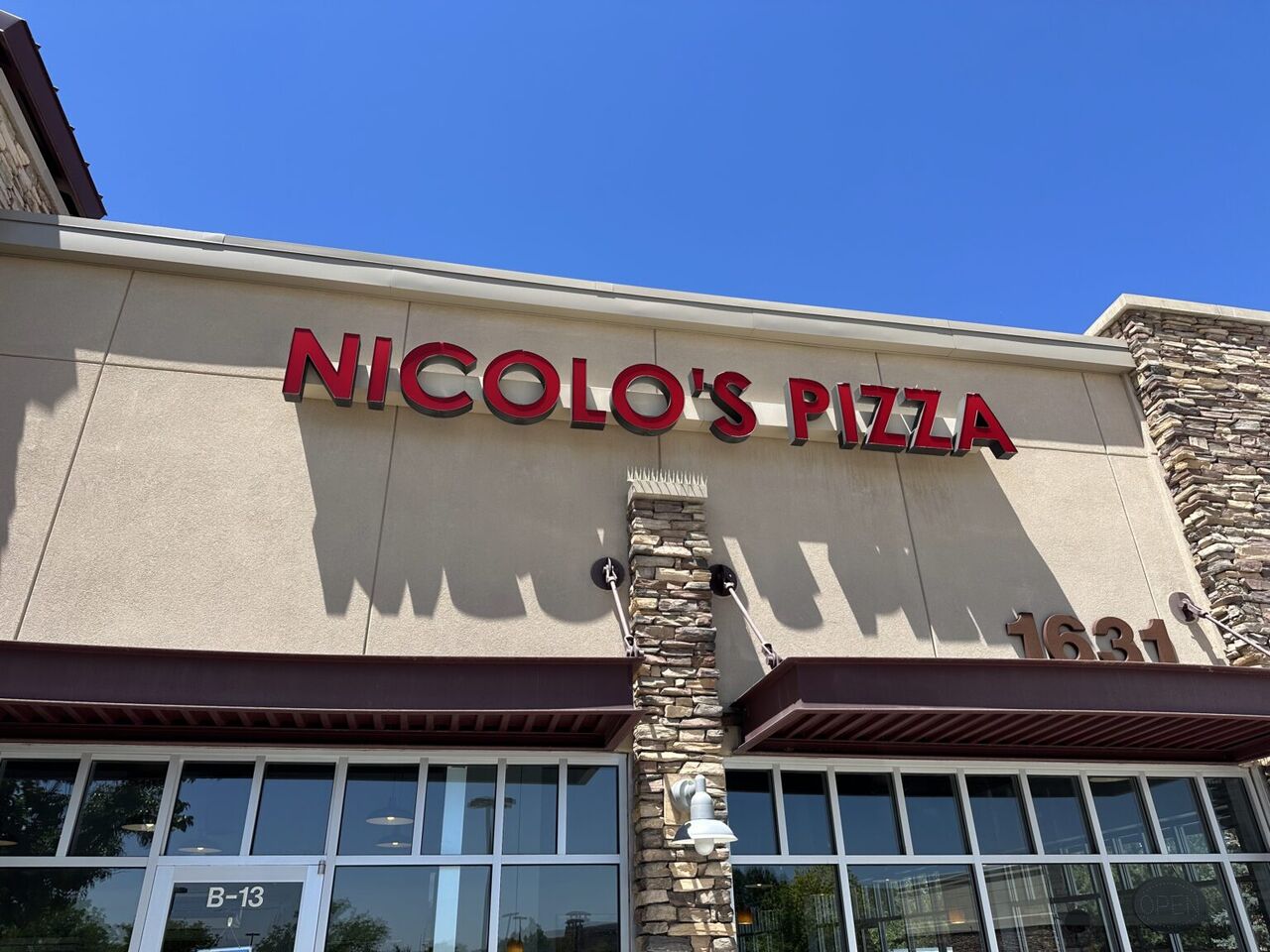 New York, Business, Commercial Storefront Signs In Denver That Help Businesses Get Noticed