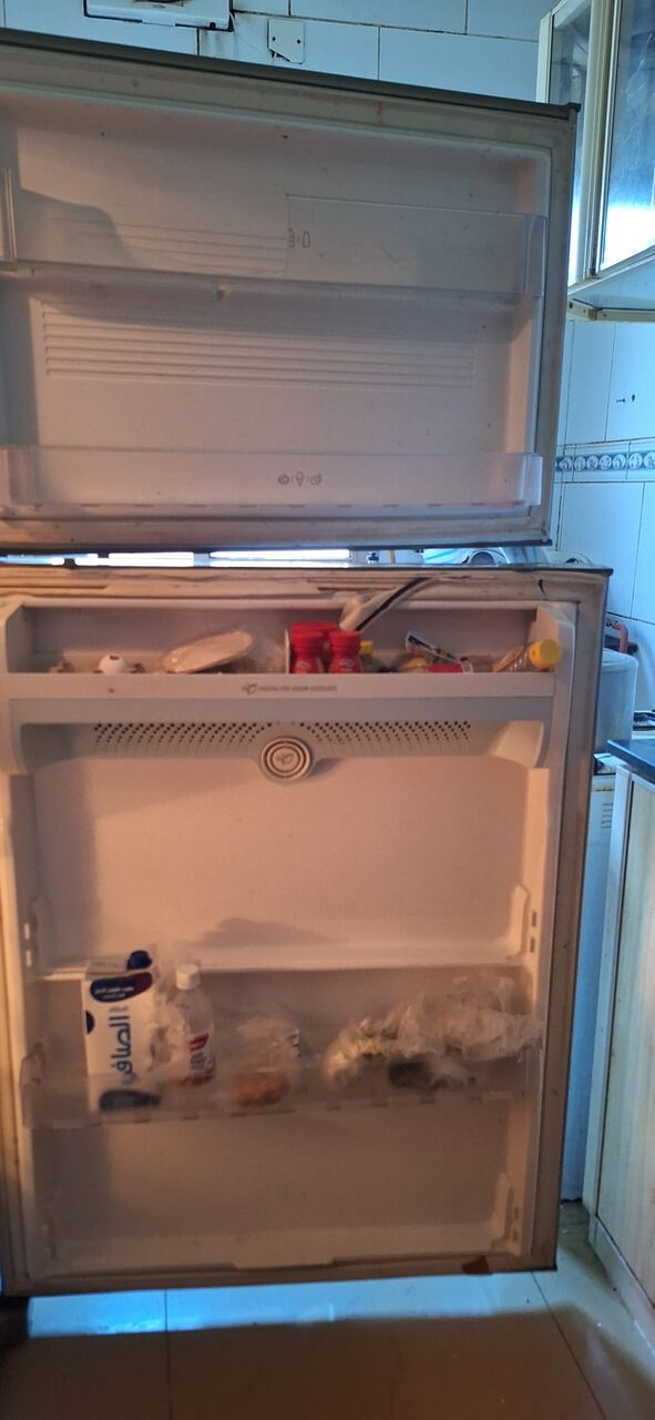 Tubli, Appliances, BHD 40,  LG Fridge For Sale 650 Ltr