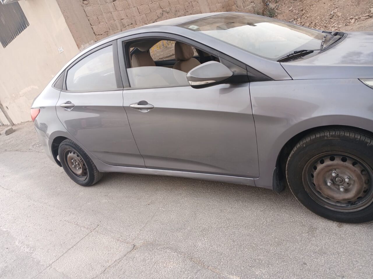 Riyadh, Vehicles, Cars & Trucks , SAR 22500,  Hyundai Accent,  2015,  Automatic,  261000 KM,