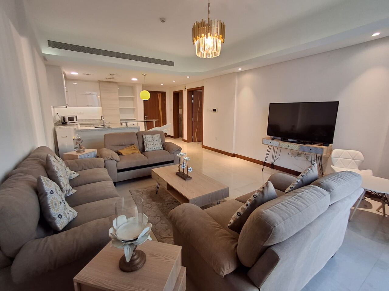 Amwaj Islands, Apartments, Flats, Houses & Villas, BHD 300/month,  Furnished,  1 BR,  80 Sq. Meter,  Hot Deal- 1 BR FF Apartment With Balcony Dilmunia Island