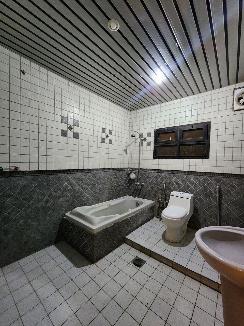 Olaya, Apartments, Flats, Houses & Villas, 1 BR,  1BHK APARTMENT FOR RENT IN FAMILY VILLA