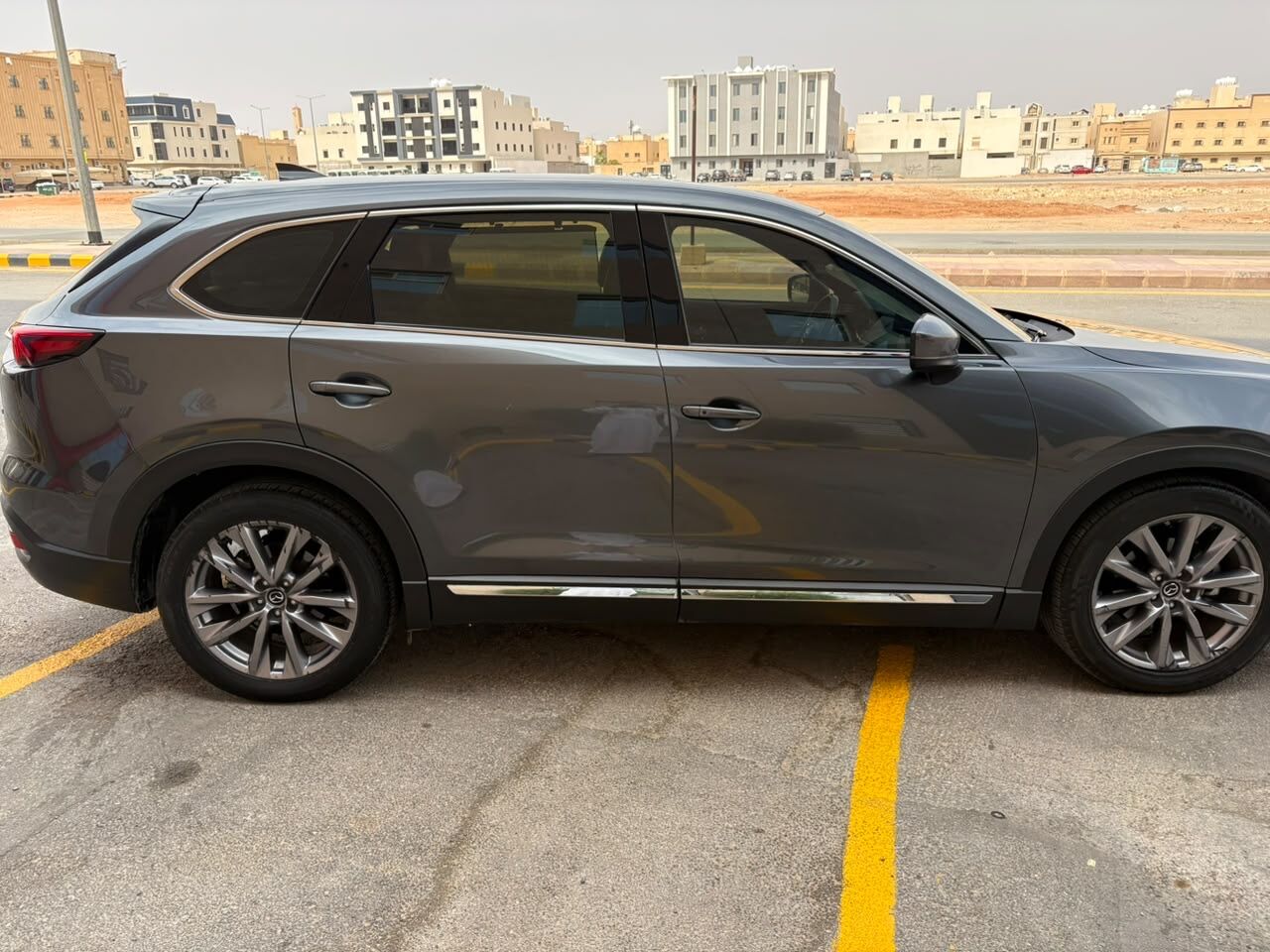 Riyadh, Vehicles, Cars & Trucks , SAR 110,  Mazda CX-9,  2023,  Automatic,  70000 KM,  CX9. . (One Owner)