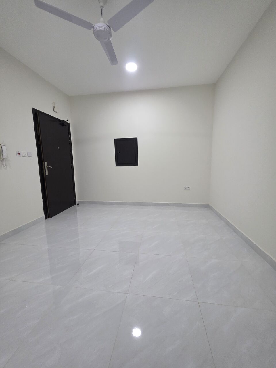 Adliya, Apartments, Flats, Houses & Villas, BHD 240/month,  2 BR,  @2BATHROOM Hall Kitchen Without Electricity Balcony Car Parking Brand New Building