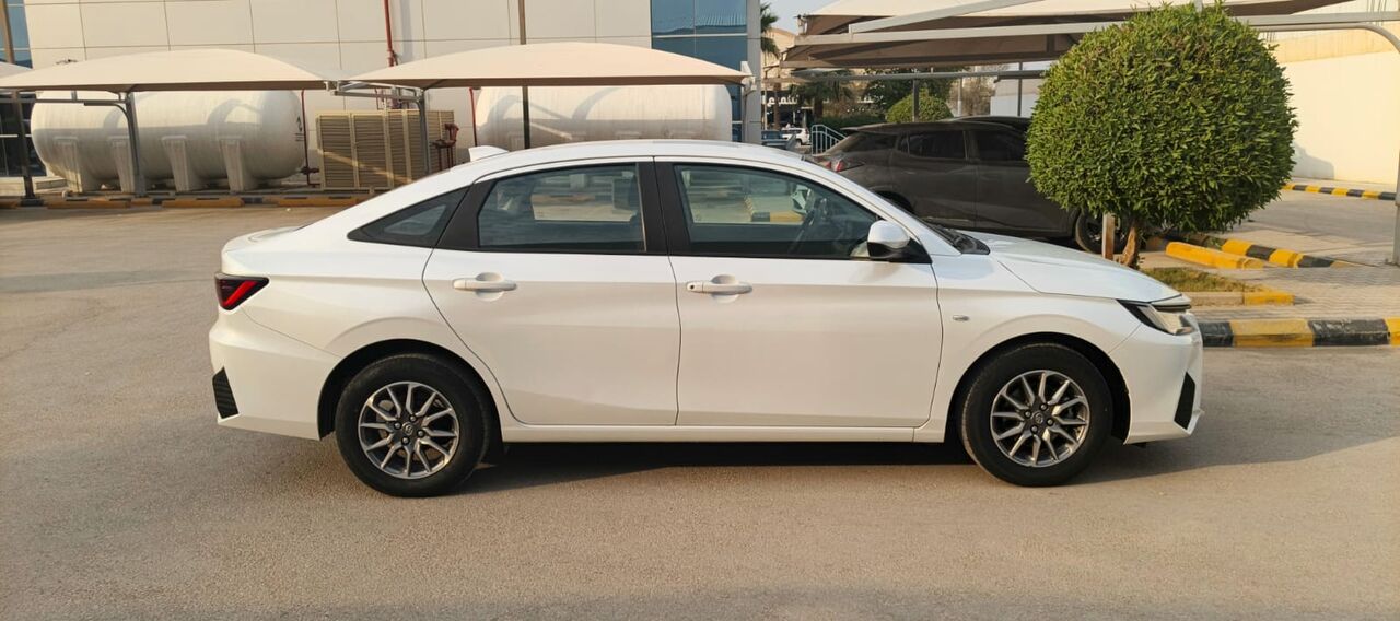 Riyadh, Vehicles, Cars & Trucks , SAR 46000,  Toyota  Yaris,  2024,  Automatic,  49000 KM,  Toyota Yaris,  Model , 49,000 Km,ist Owner