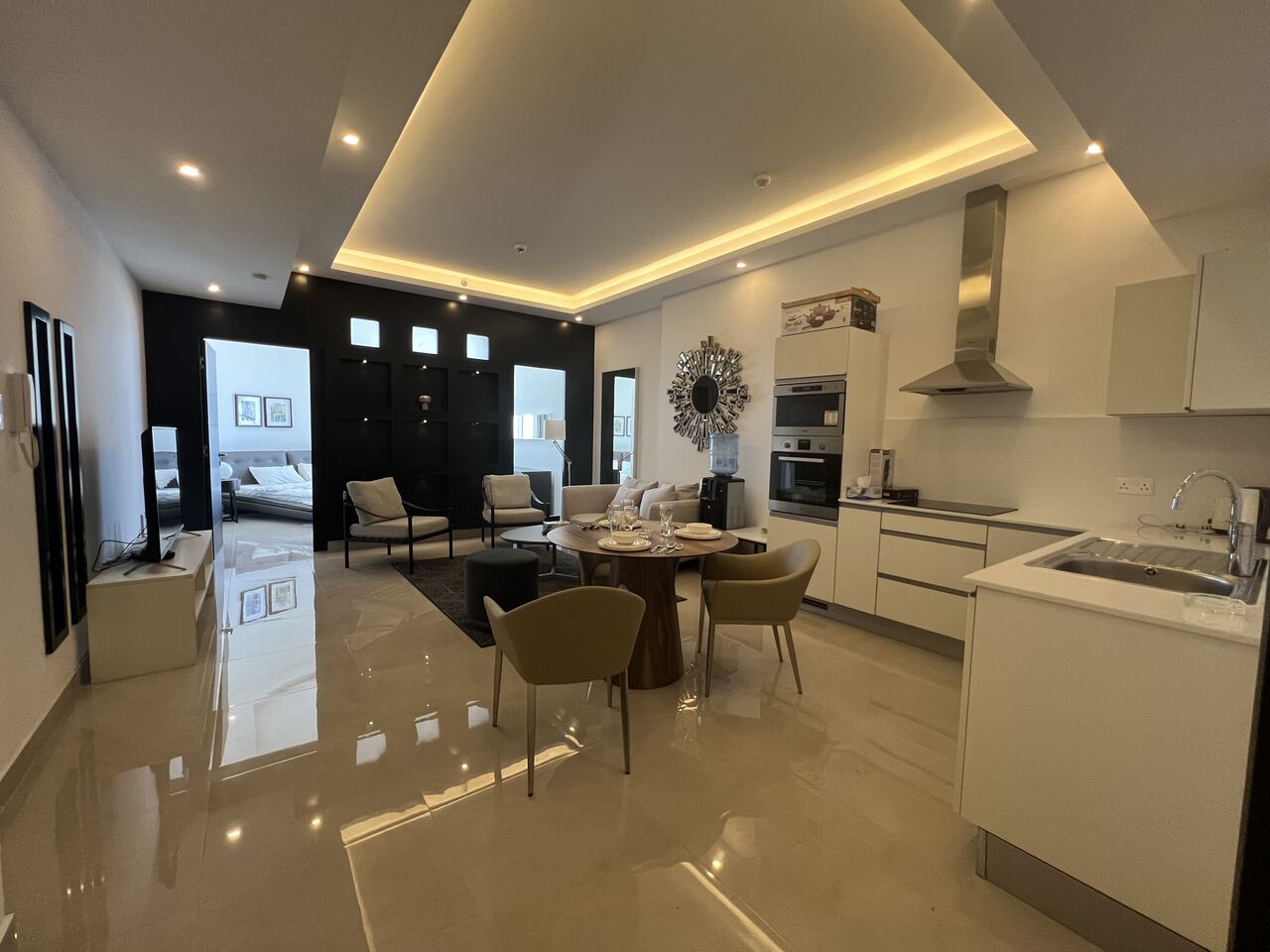 Juffair, Apartments, Flats, Houses & Villas, BHD 280/month,  Furnished,  1 BR,  70 Sq. Meter,  Luxurious Sea View Apartment For Rent 280BD/ Month. High Floor | Limited Unit | Elegant