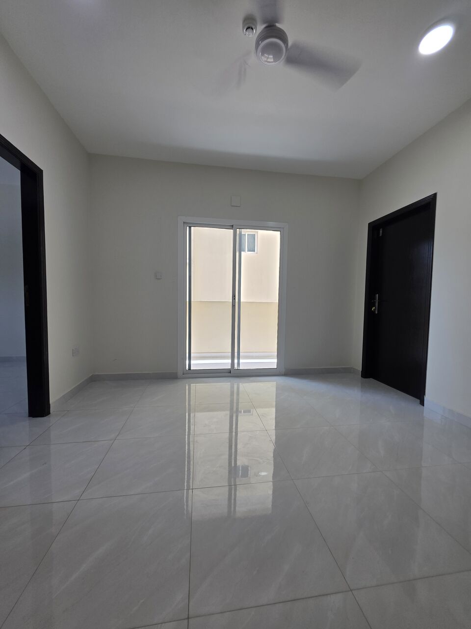 Adliya, Apartments, Flats, Houses & Villas, BHD 180/month,  1 BR,  #2BATHROOM Hall Kitchen Without Electricity Balcony Car Parking Brand New Building