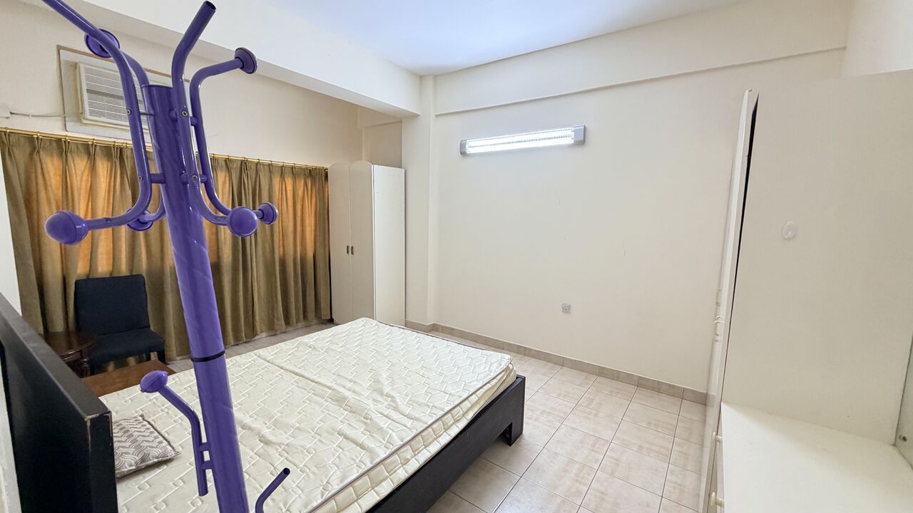 Juffair, Apartments, Flats, Houses & Villas, BHD 200/month,  Furnished,  1 BR,  80 Sq. Meter,  Hot Price And No Deposit , Fully Furnished Flat For Rent 200BD