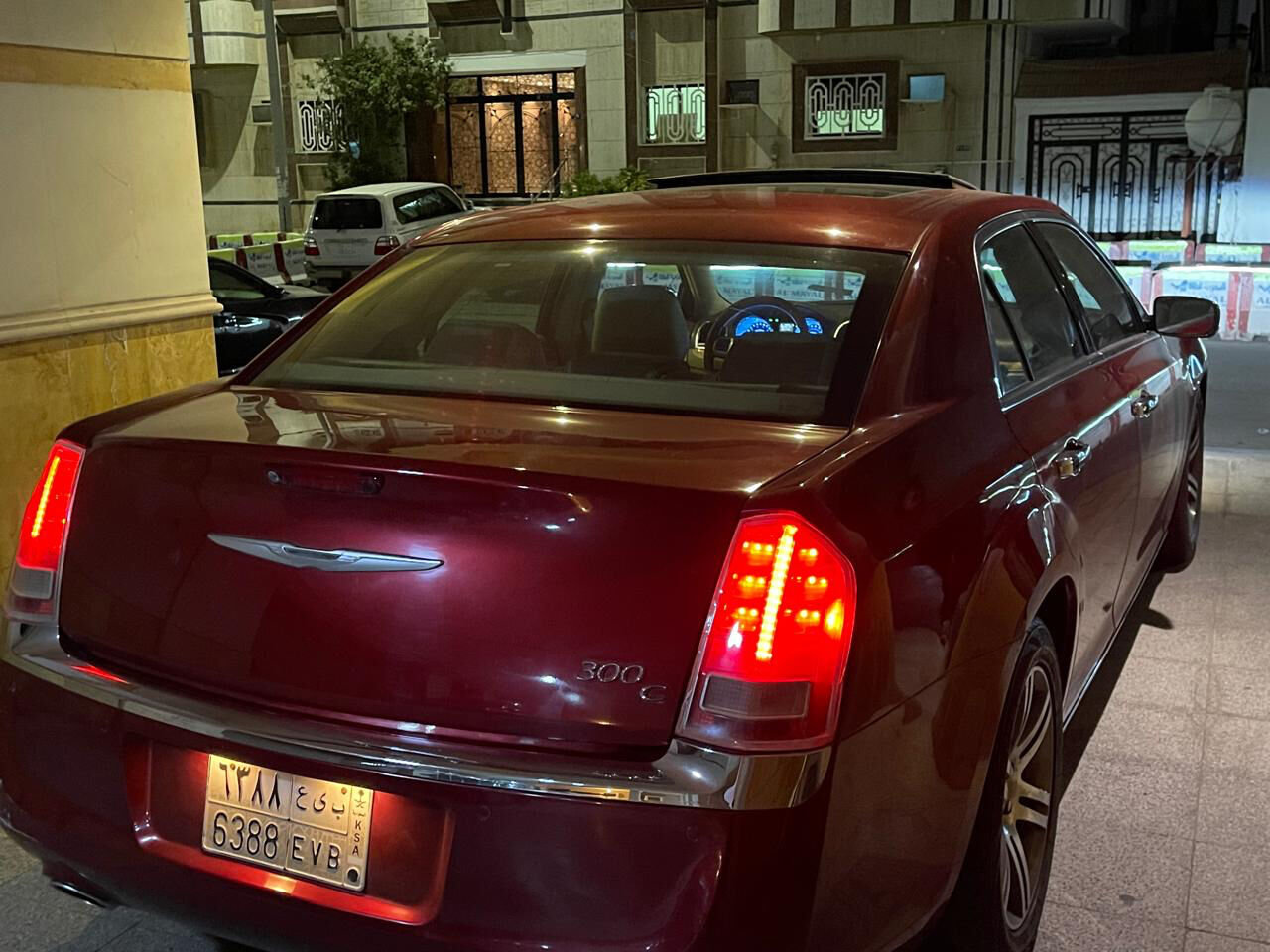 Jeddah, Vehicles, Cars & Trucks , SAR 32000,  Chrysler 300C,  2013,  Automatic,  295 KM,