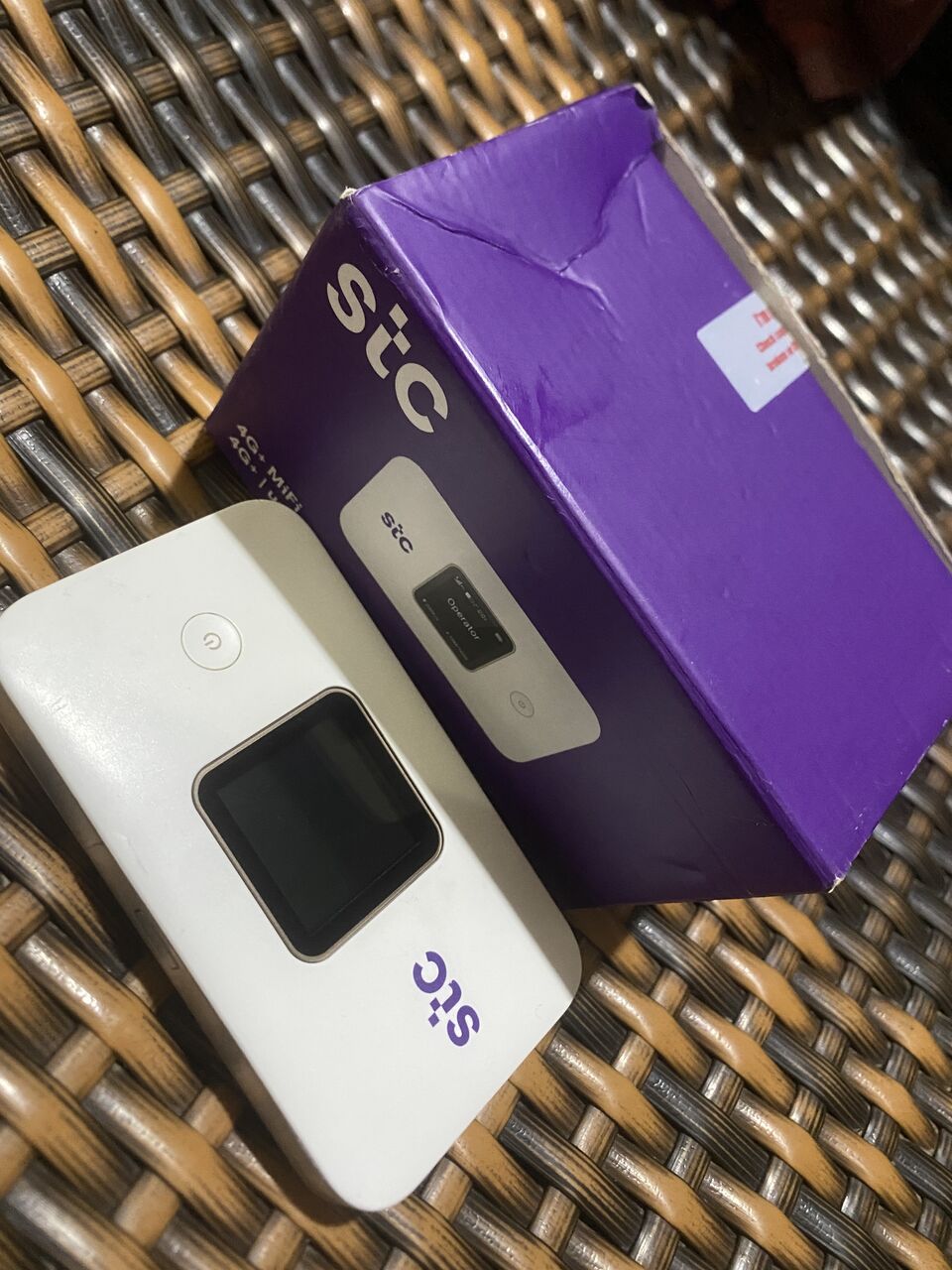 Manama, Mobile Phones, Stc Pocket Wifi Exchange To Old Phone