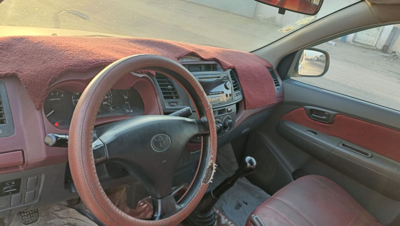 Jubail, Vehicles, Cars & Trucks , SAR 29950,  Toyota Hilux,  2014,  Manual,  329439 KM,