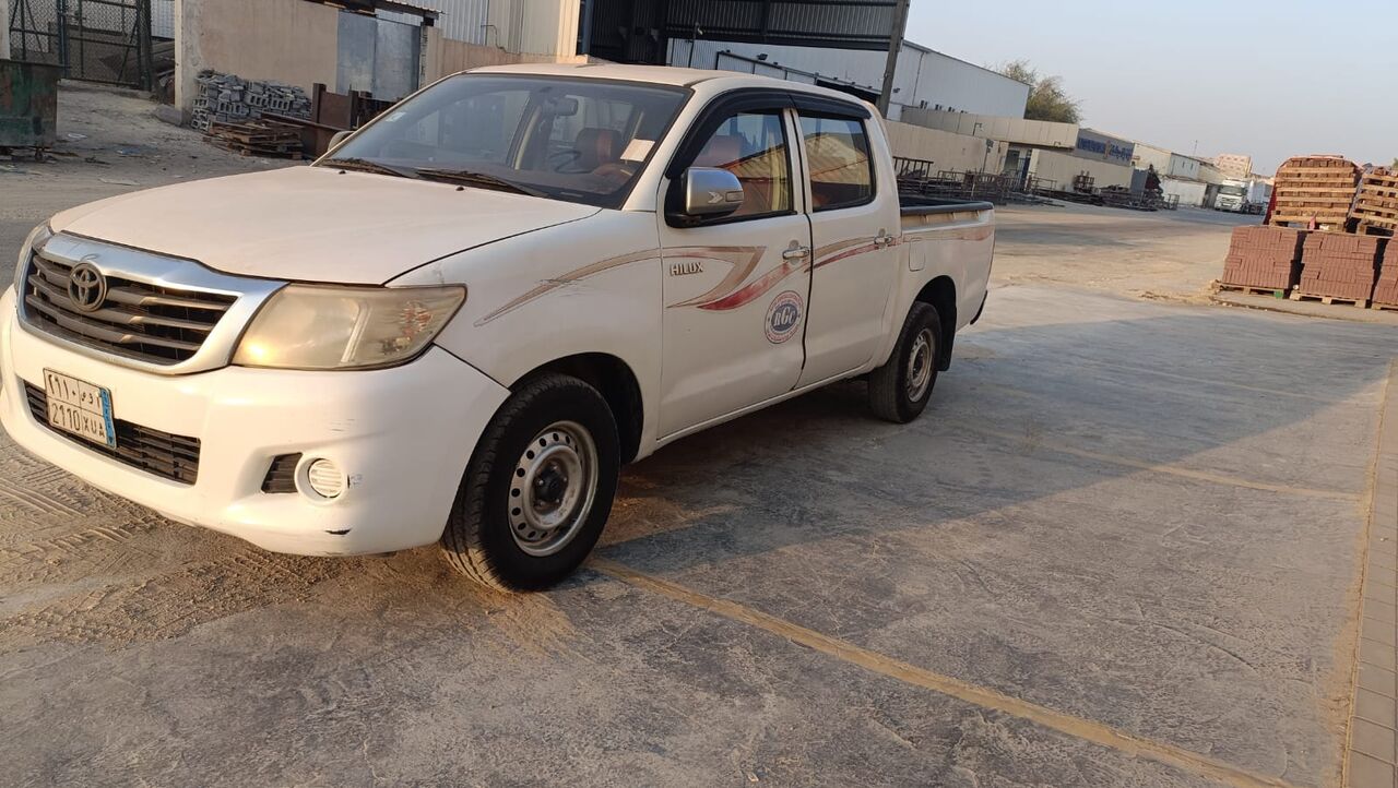 Jubail, Vehicles, Cars & Trucks , SAR 29950,  Toyota Hilux,  2014,  Manual,  329439 KM,