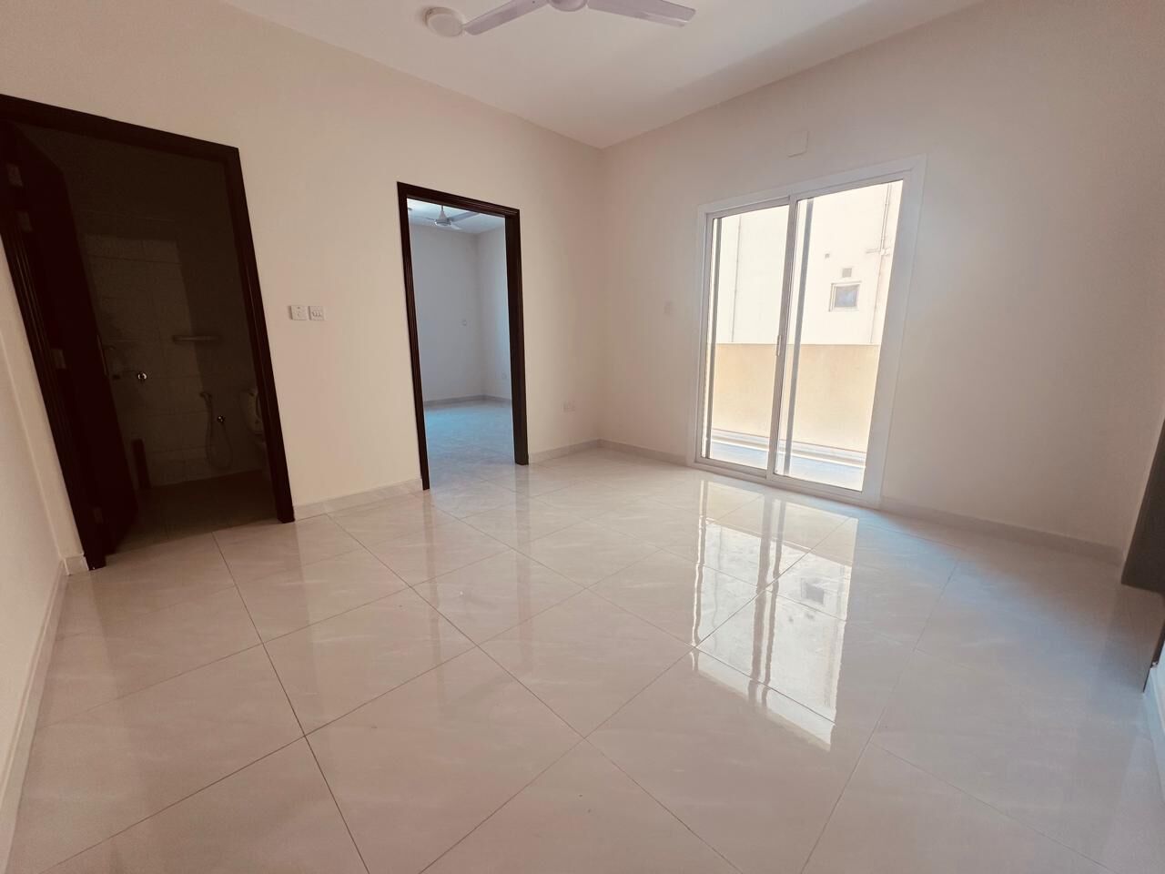 Adliya, Apartments, Flats, Houses & Villas, BHD 180/month,  1 BR,  UNFURNISHED ONE BEDROOM FLAT FOR RENT IN ADLIYA