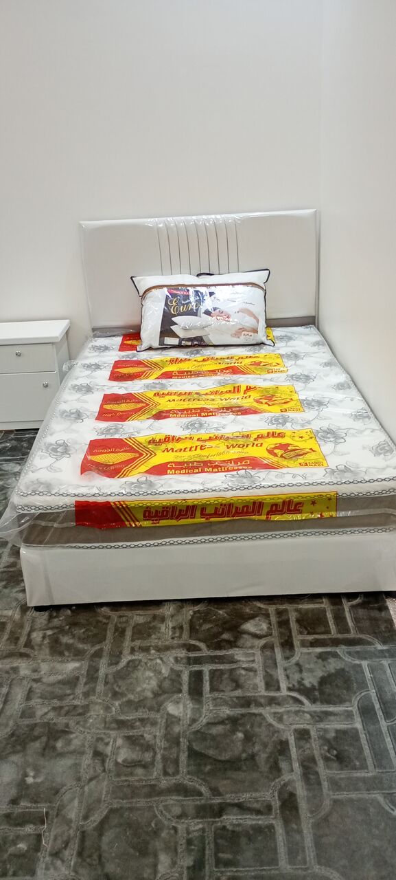 Al Khalidiyah, Furniture, SAR 500,  Double Bed With Mattress Spring