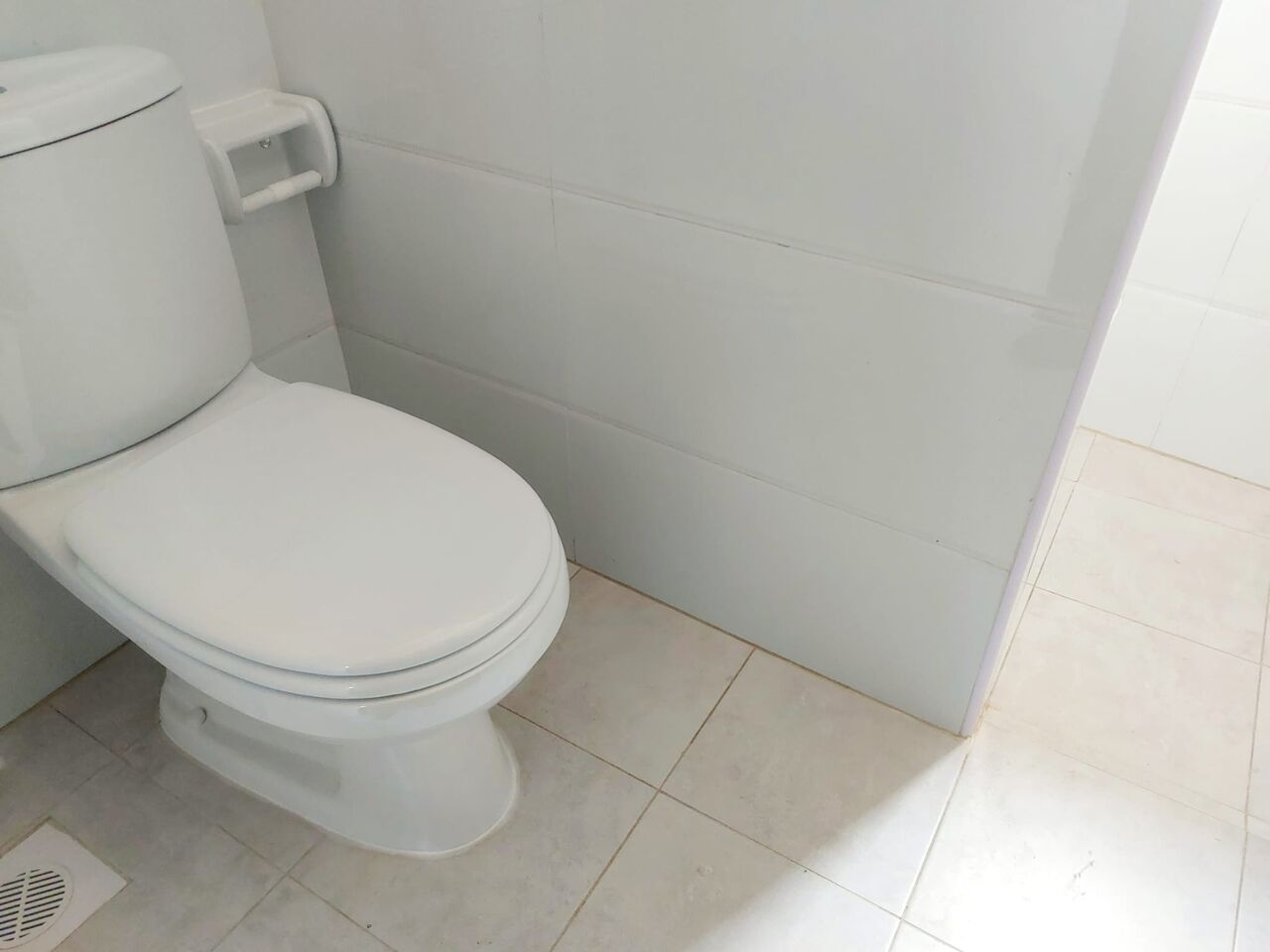 Adliya, Apartments, Flats, Houses & Villas, BHD 250/month,  2 BR,  BRAND NEW TWO BEDROOM FLAT FOR RENT IN ADLIYA