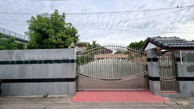 Bangkok, Real Estate For Sale, THB 22490000,  4 BR,  164 Sq. Feet,  Reduced Price, Detached House, 164 Square Meters, Sanambinnam, Near MRT Sanambinnam