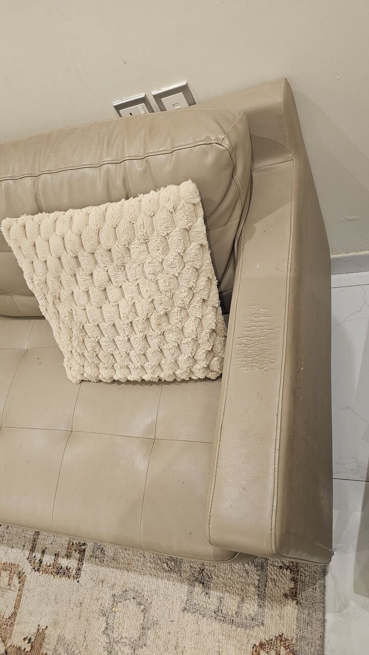 Riyadh, Furniture, SAR 1000,  Sofa For Sale