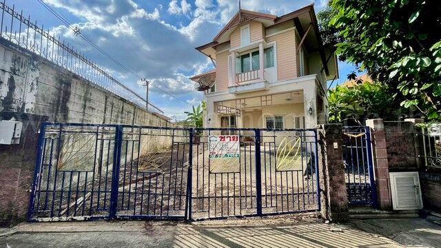 Bangkok, Real Estate For Sale, THB 4990000,  3 BR,  91 Sq. Feet,  Reduced Price, Detached House 91 Sq M, Parinyada Village, Theparak Phase 1, Samut Prakan.