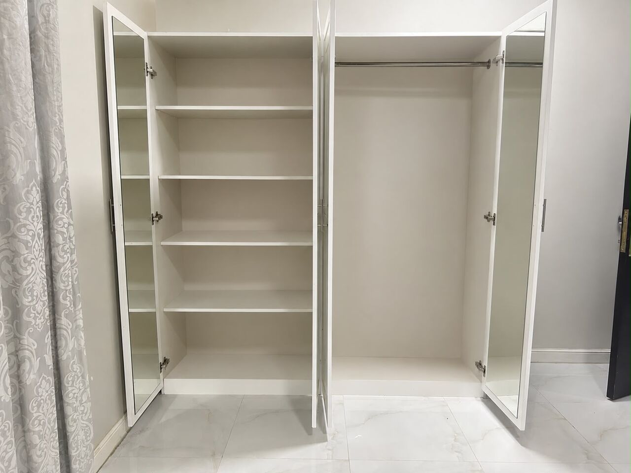 Yanbu, Furniture, SAR 600,  WARDROBE
