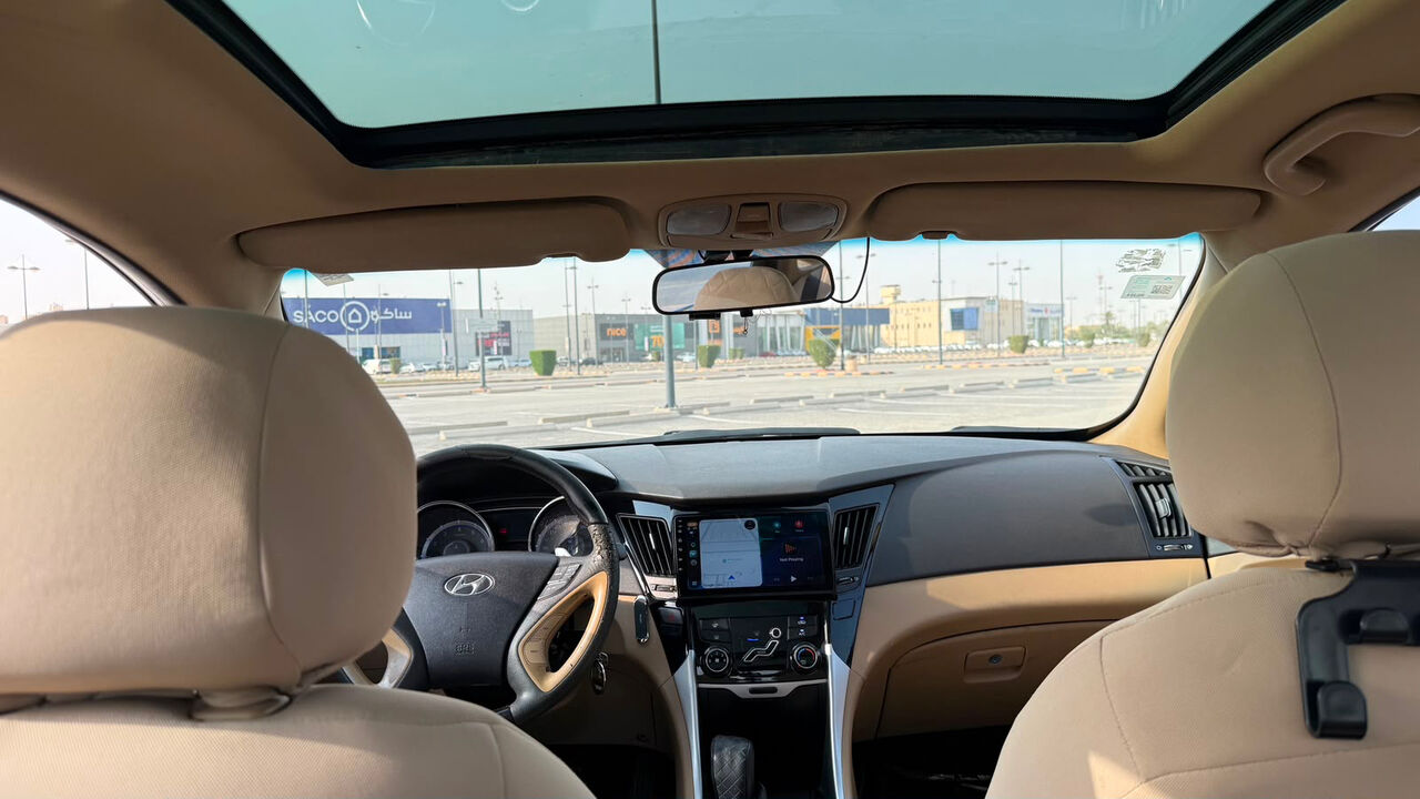 Riyadh, Vehicles, Cars & Trucks , SAR 22000,  Hyundai Sonata,  2013,  Automatic,  292000 KM,   (mid Option)