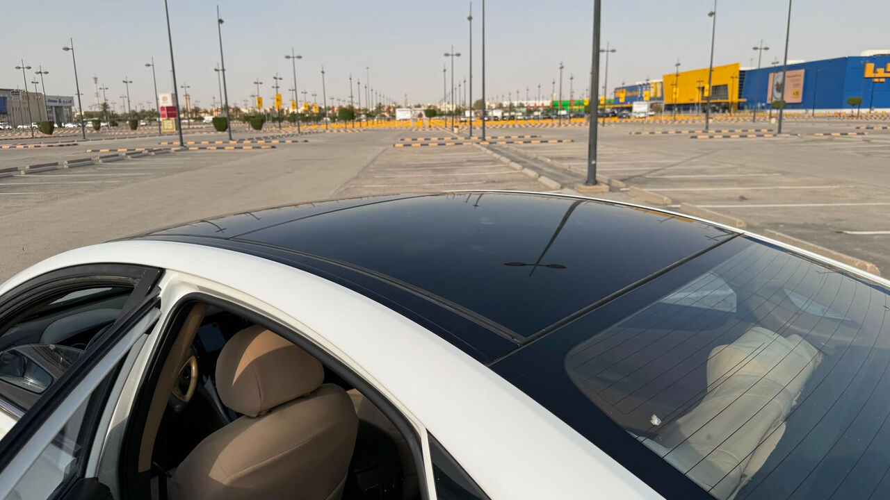Riyadh, Vehicles, Cars & Trucks , SAR 22000,  Hyundai Sonata,  2013,  Automatic,  292000 KM,   (mid Option)