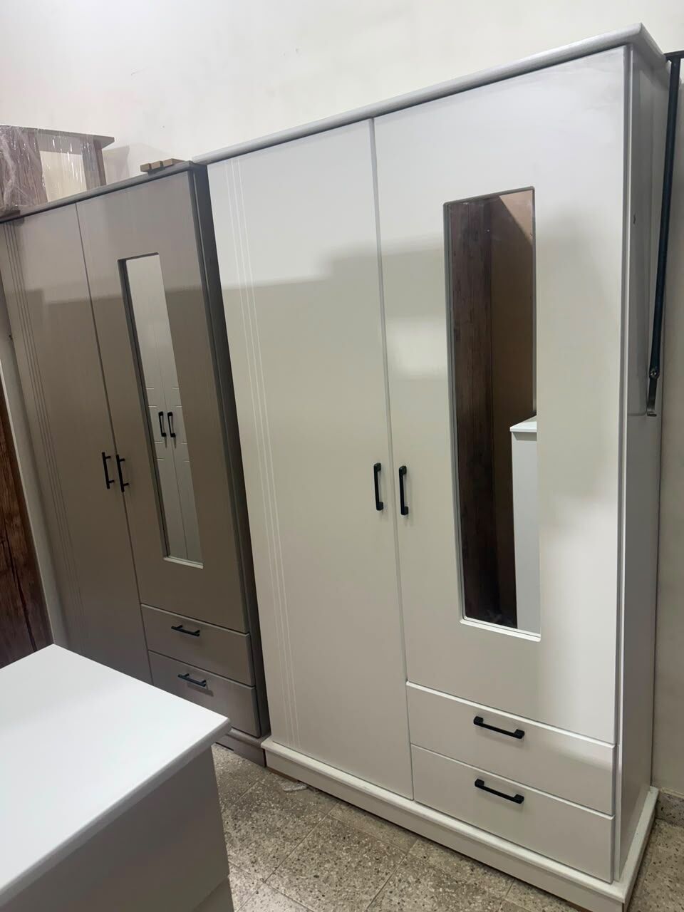 Al Malqa, Furniture, SAR 11,  New Bdrom Set Pakistani 🇵🇰