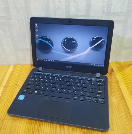 Riffa, Computers, BHD 33,  Touch Screen Acer Travel Mate Laptop 4GB RAM , 128GB SSD Windows 10 Pro Only 33 BD