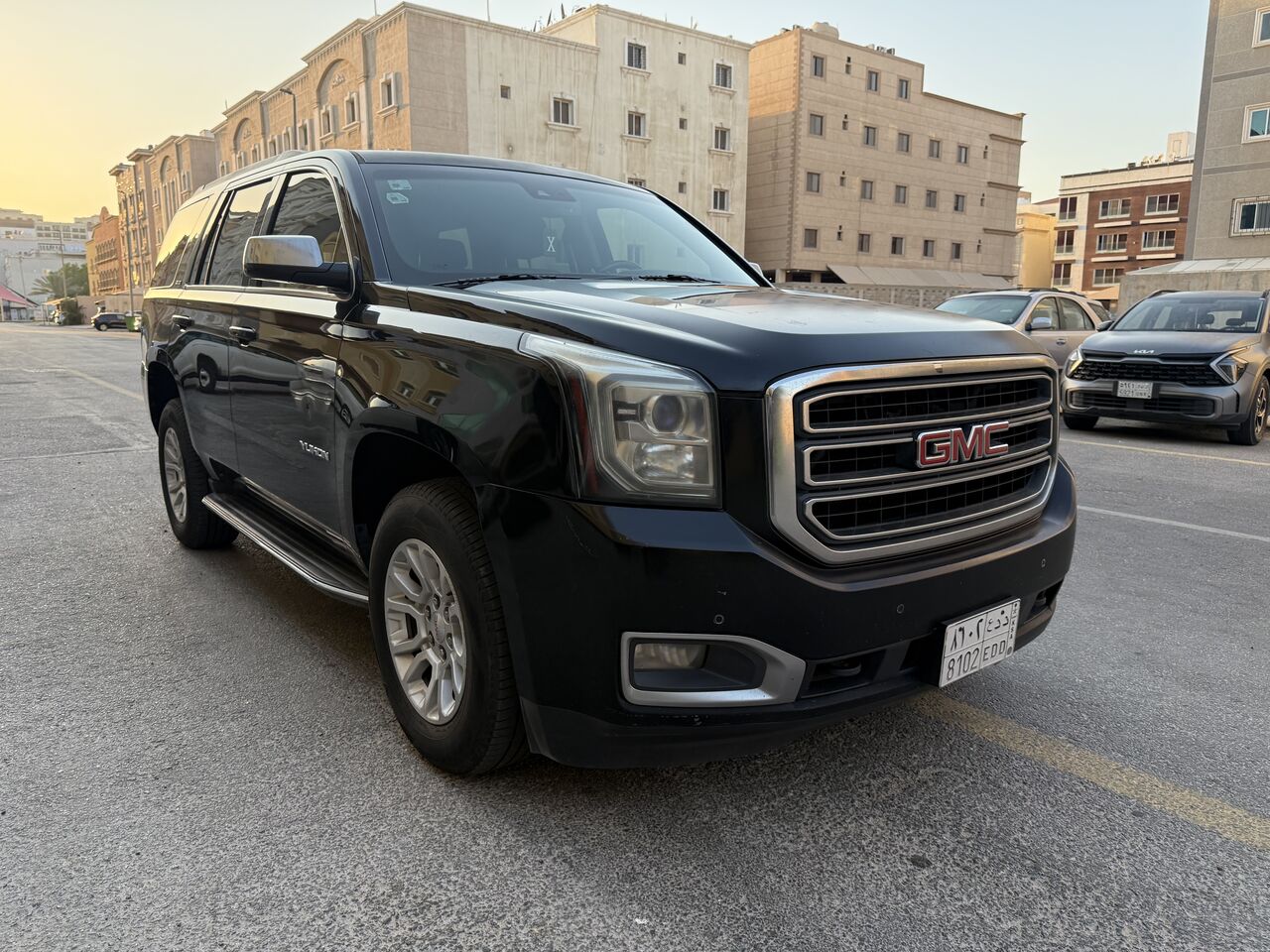  , SAR 98000,  Gmc Yukon,  2017,  Automatic,  218000 KM,, 2