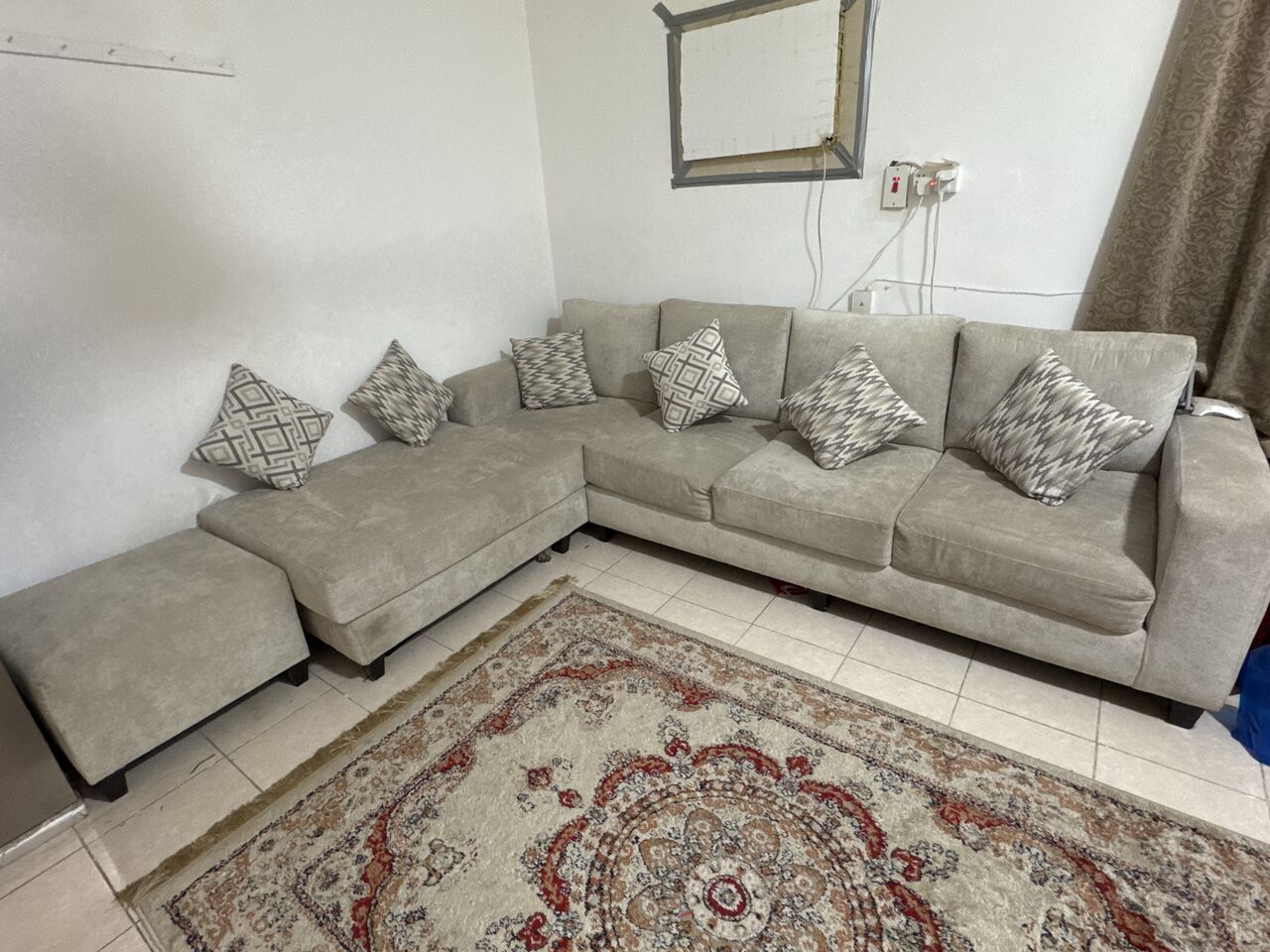 Jeddah, Furniture, SAR 1300,  Very Neat And Comfortable 5 Seater Sofa