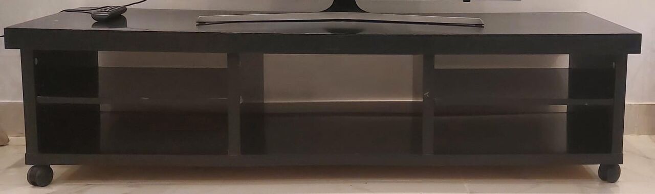 Jeddah, Furniture, SAR 60,  TV Stand With Wheels (L-150cm, W-50cm, H-40cm) (without TV)
