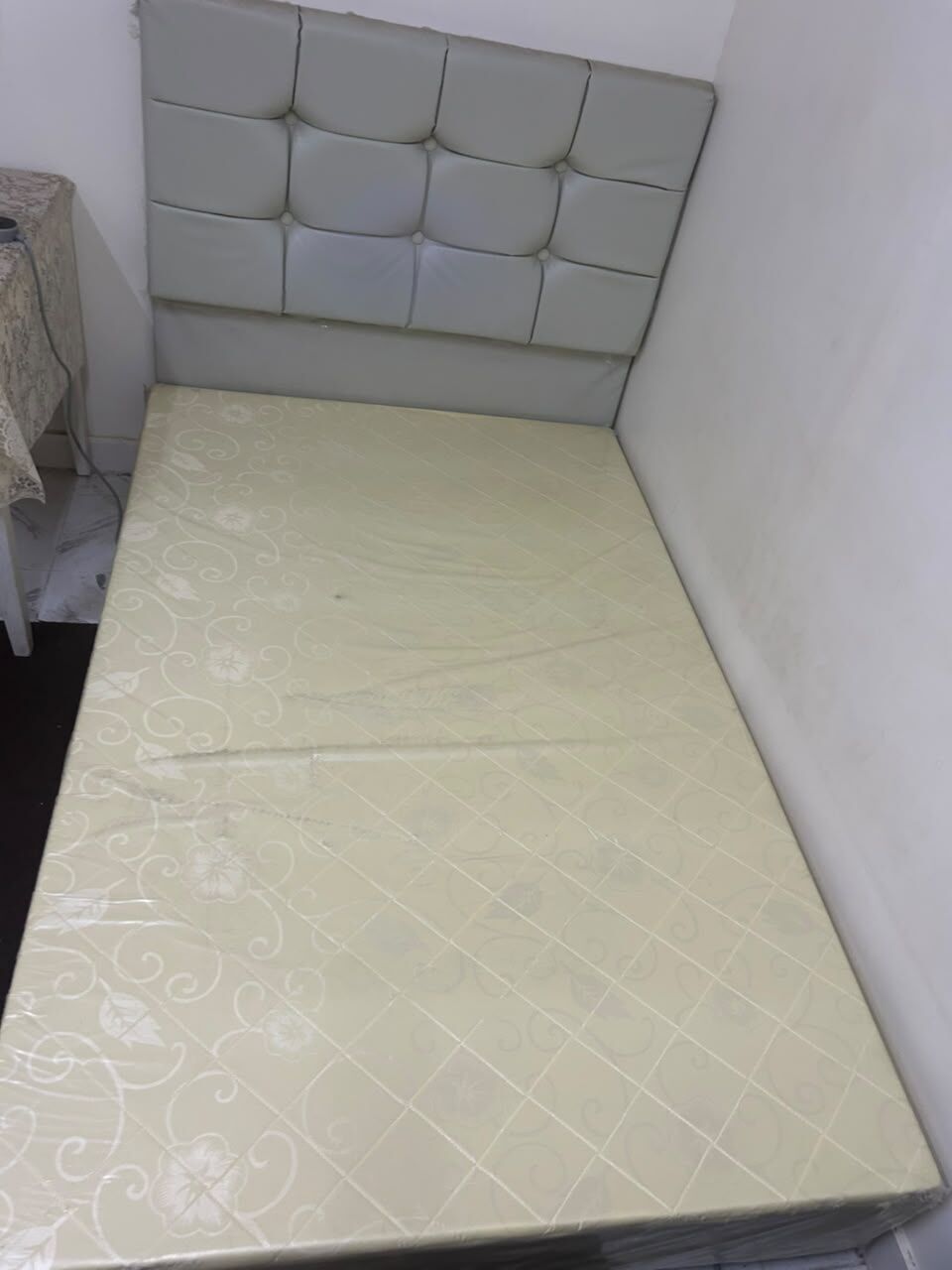 Jeddah, Furniture, SAR 100,  Wooden Single Bed &ndash; Compact 90x190