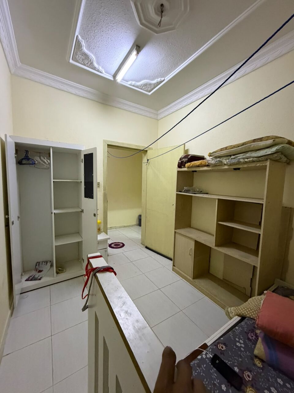 Khobar, Apts/Flats Wanted, SAR 850/month,  Furnished,  2 BR,  One Room Available Need Person For Rent Room Good Condition With Kitchen One Bathroom