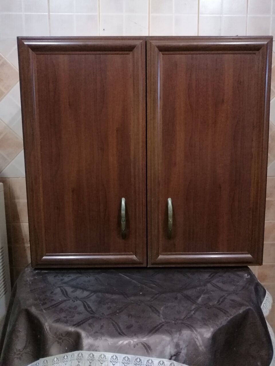 Dhahrat Laban, Furniture, SAR 70,  Premium Wood-Grain Aluminum Wall Cabinet &ndash; Excellent Condition!