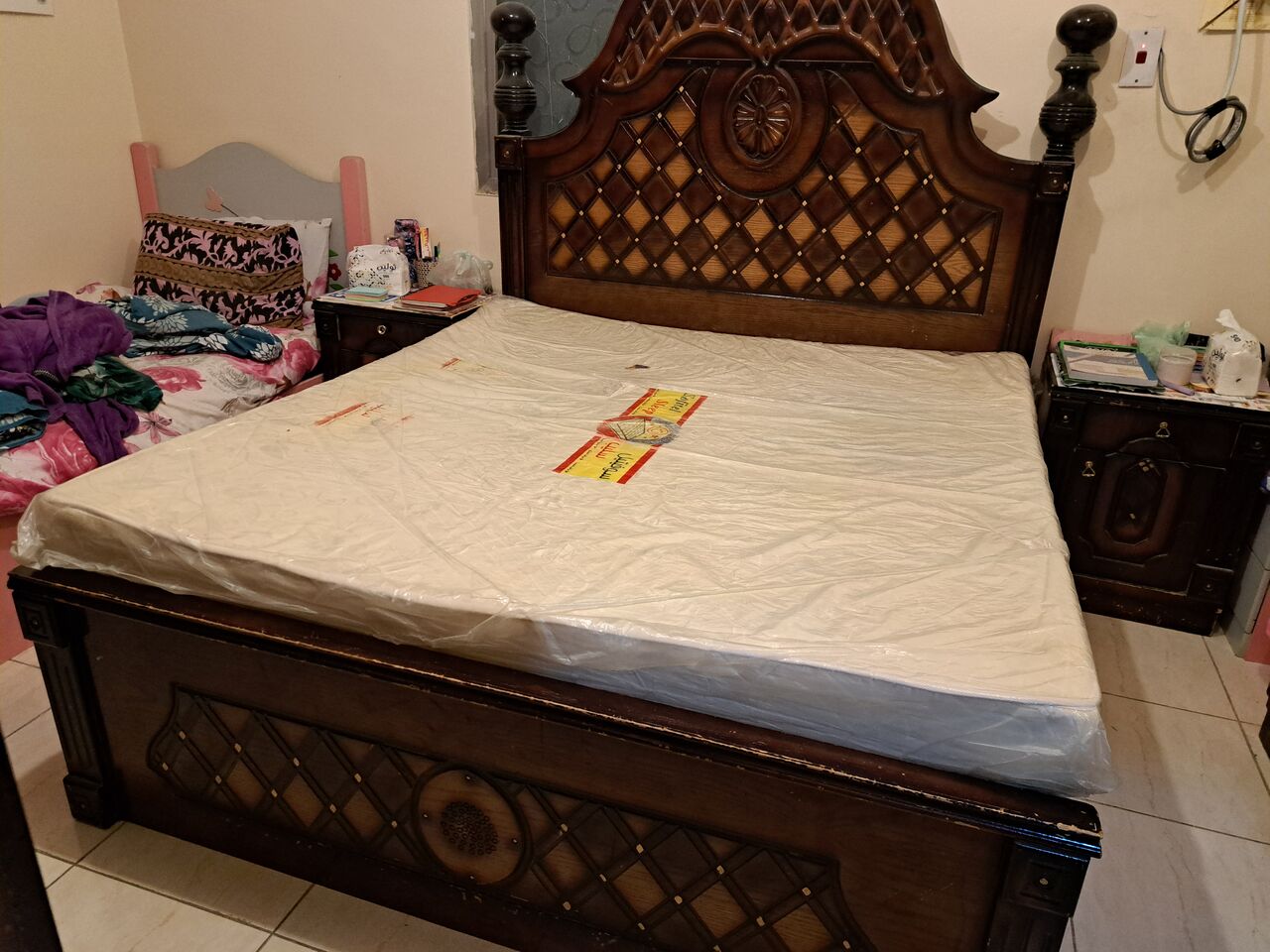Bani Malik, Furniture, SAR 800,  800 SAR Complete Double Bed Set (Bed, Side Tables, Med. Mattres, Big Almirah And Dressing