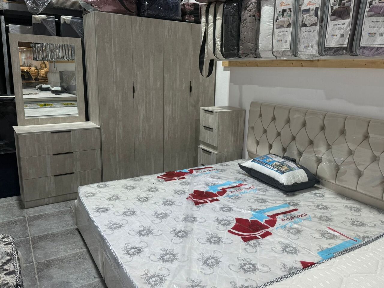 Jeddah, Furniture, SAR 5,  New Brand High Quality Bedroom Set Available