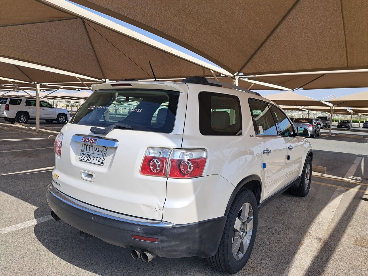 Bani Malik, Vehicles, Cars & Trucks , SAR 15000,  GMC Acadia 2011,  2011,  Automatic,  279000 KM,  Full Option All Wheel Drive  Transmission With Cruise Control SUV