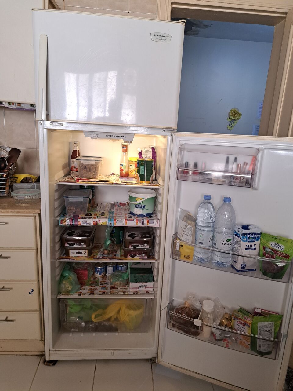 Bani Malik, Electronics, SAR 500,  2 Door Calvinator Big Size Refrigerator In Very Good Condition