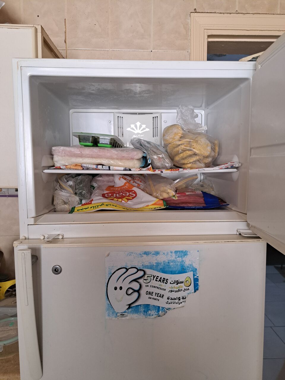 Bani Malik, Electronics, SAR 500,  2 Door Calvinator Big Size Refrigerator In Very Good Condition