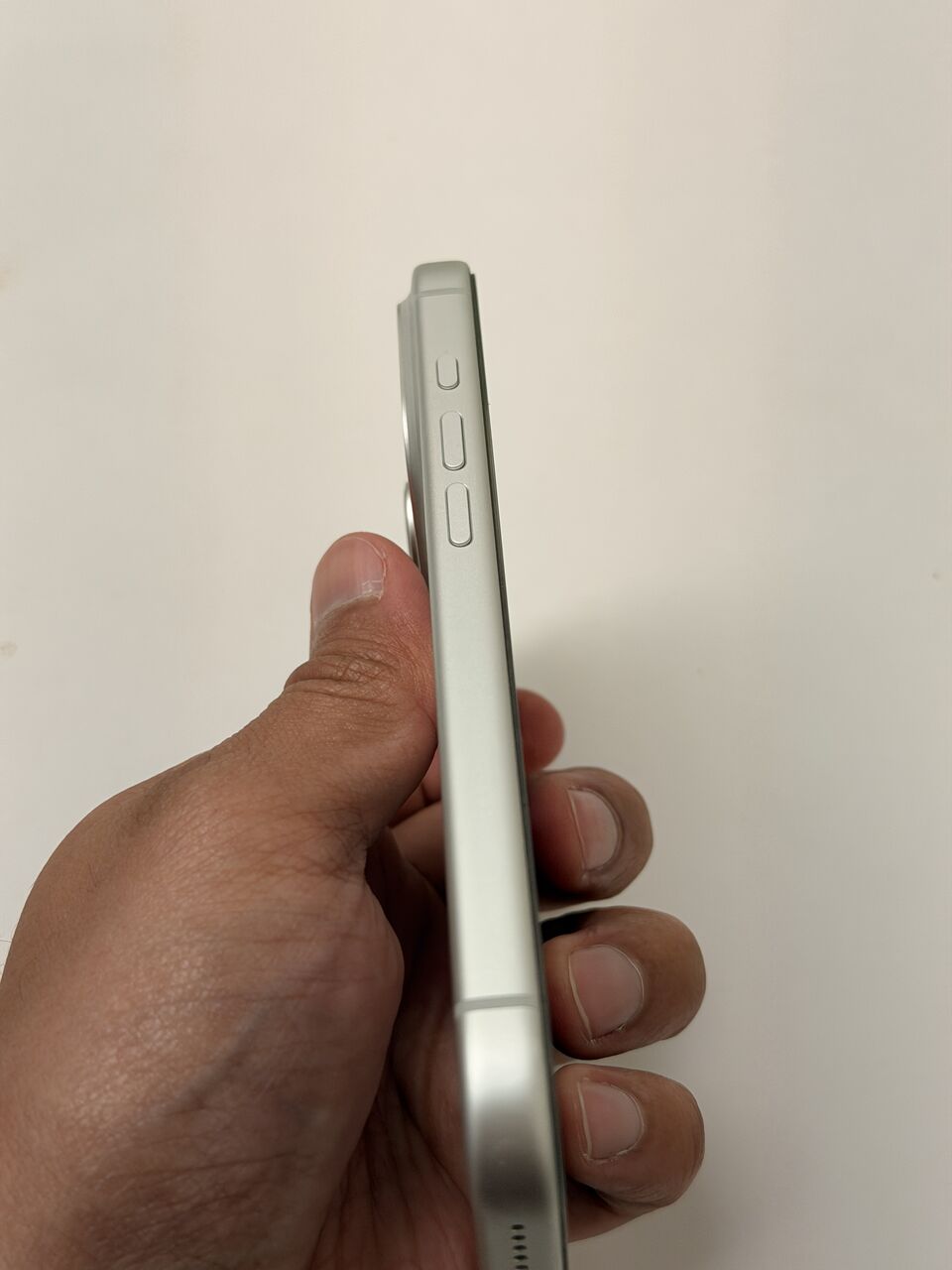 Dammam, Mobile Phones, SAR 5200,  IPhone 17 Pro 512 GB Silver