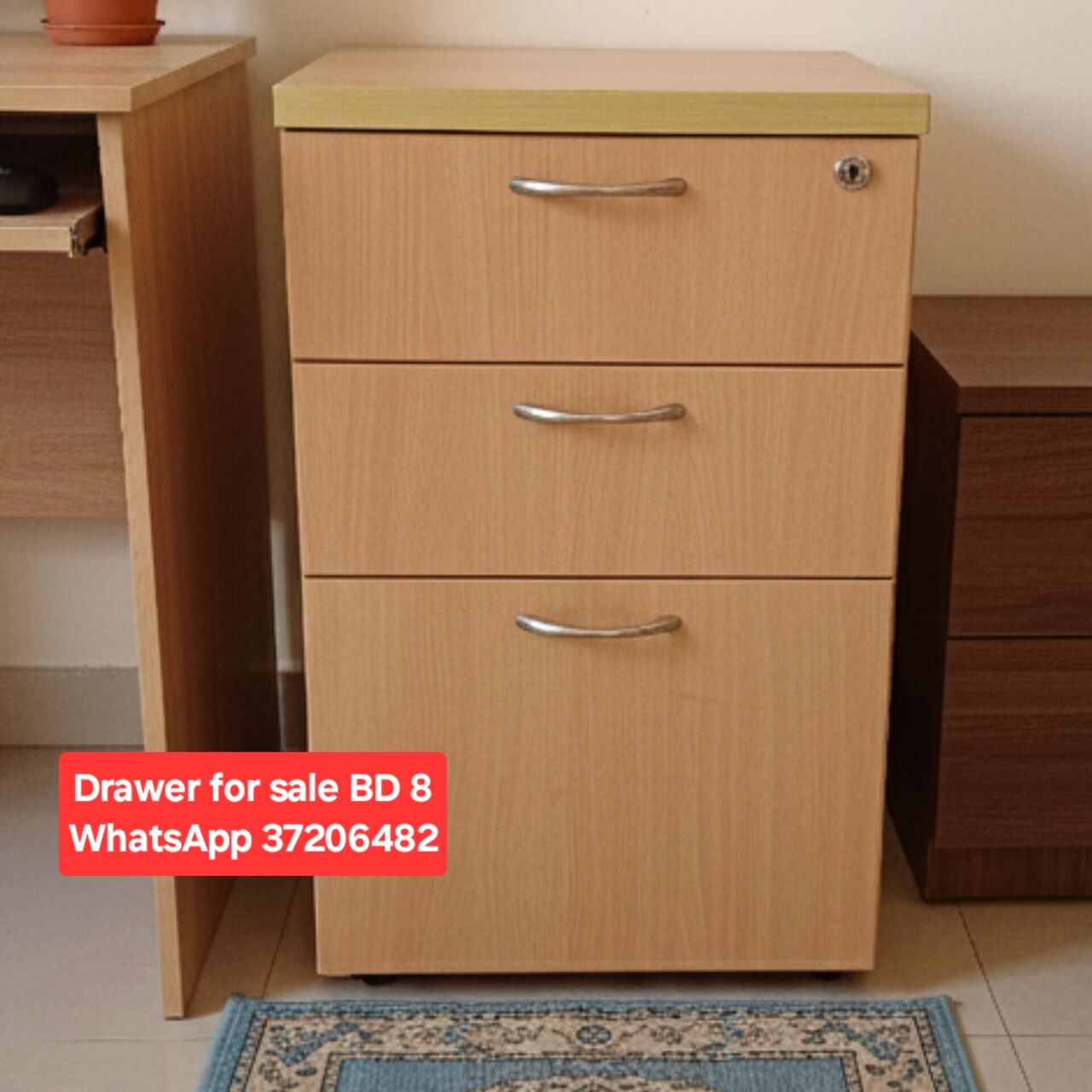 Manama, Furniture, BHD 10,  ✅️ Variety Of Side Tables For Sale In Good Condition With Delivery