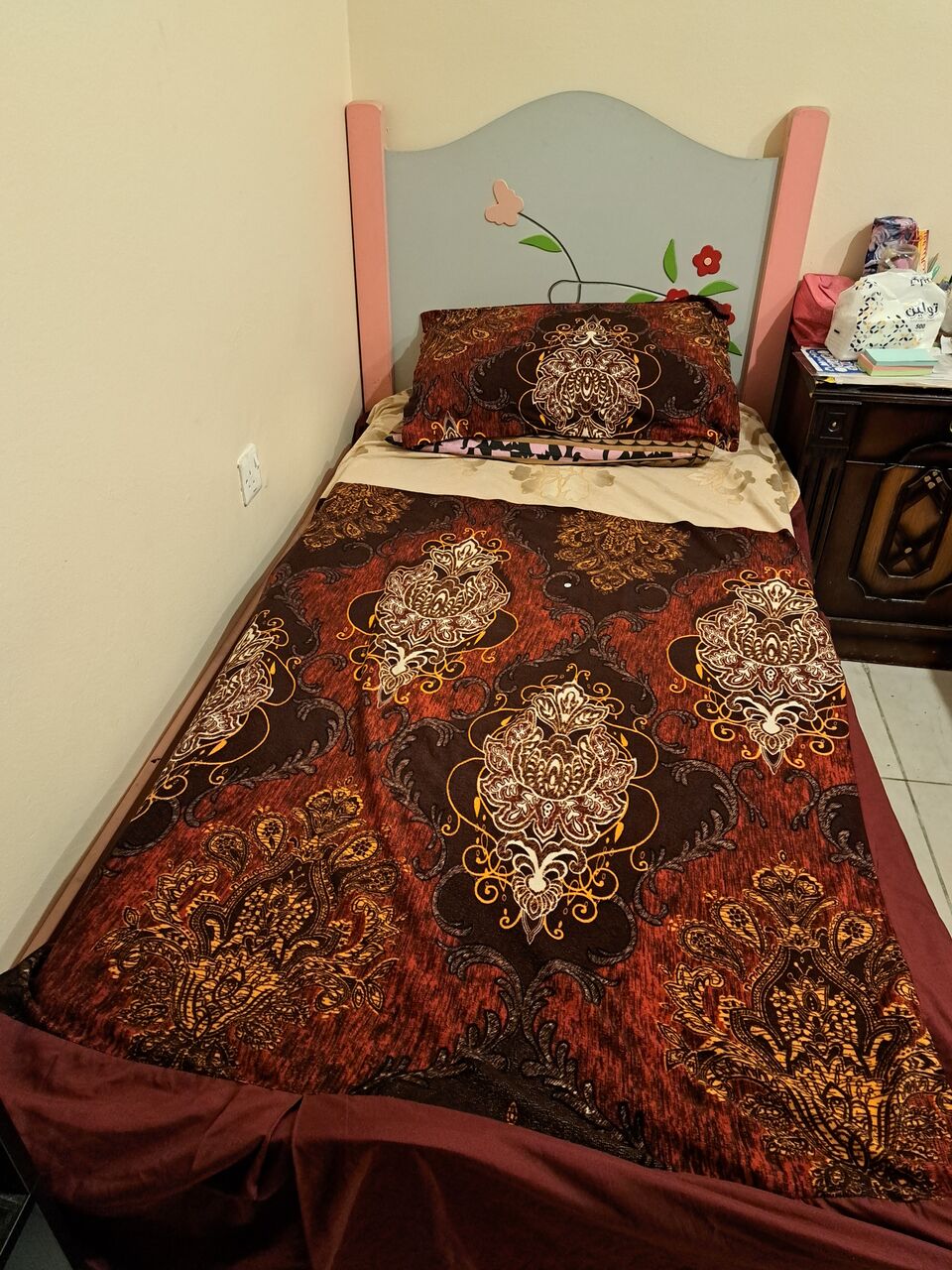 Bani Malik, Furniture, SAR 300,  2 Single Beds With Mattresses 150 SAR Each